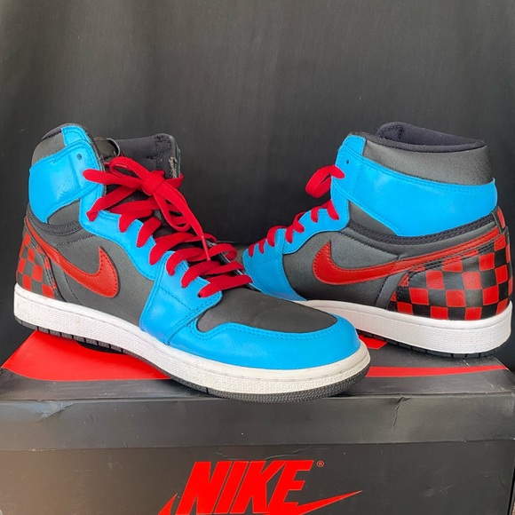 Custom Air Jordan 1 Retro High OG - Picture 2 of 13